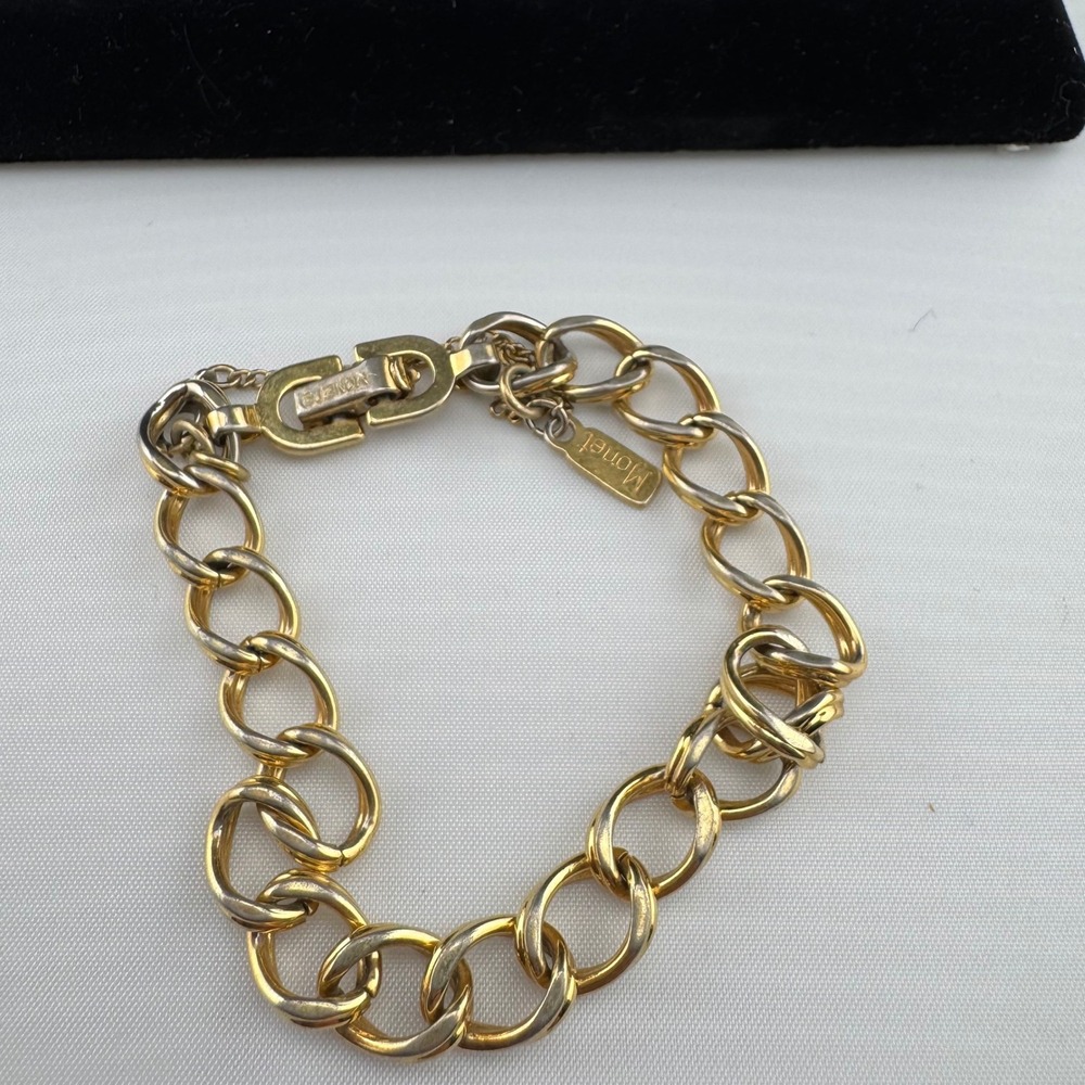 Vintage Monet Bracelet Gold Tone Chain Lik Safety Chain Clasp 6.25 in